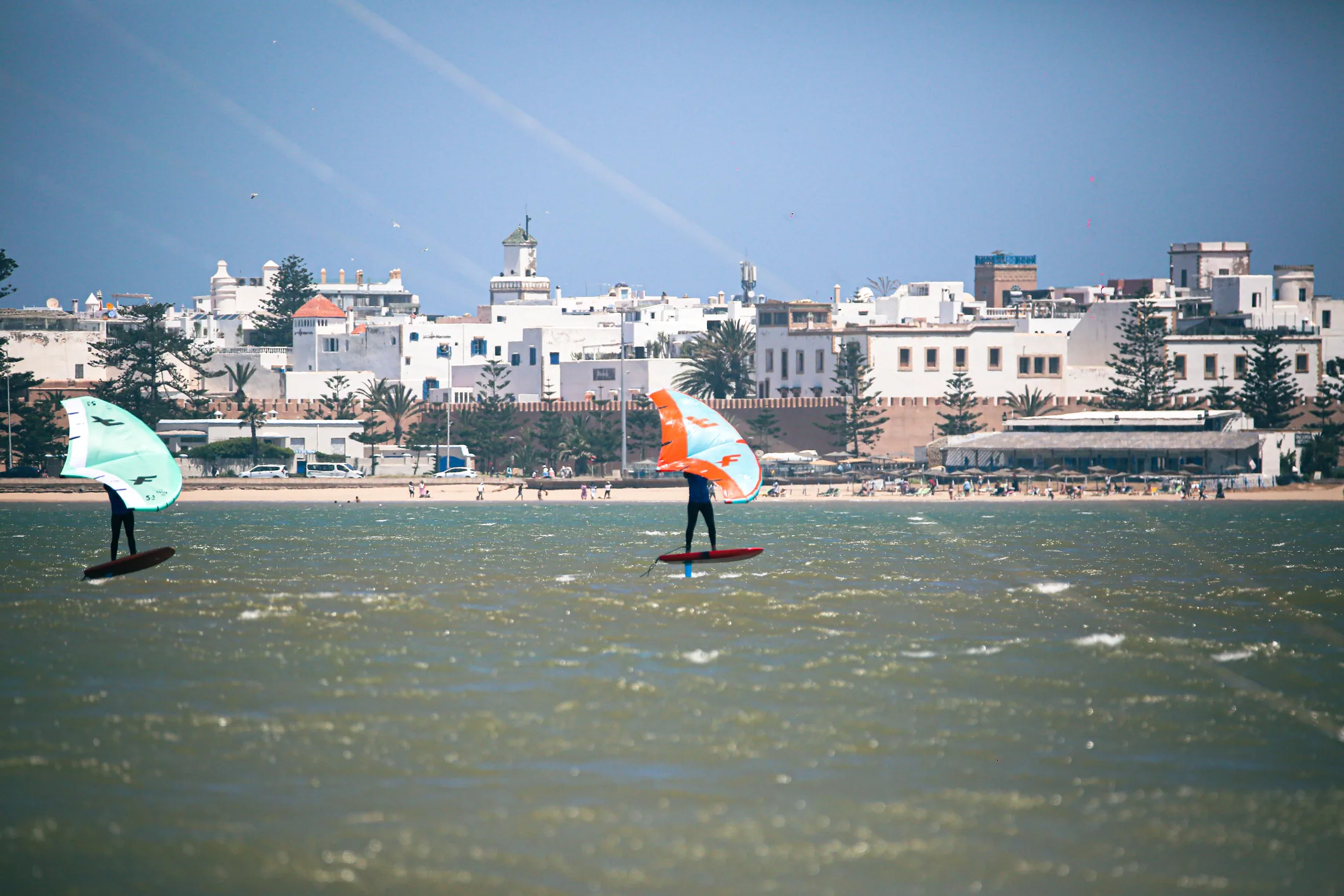 Kitesurfen, Wingfoil und Surf in Essaouira.